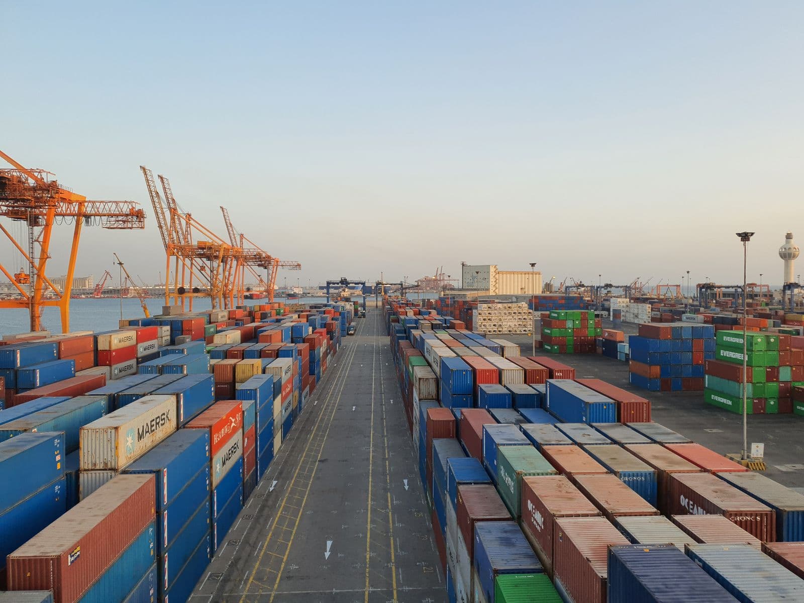 Trade Currents: Navigating the Geopolitics of Global Trade and Africa's Path to Dominance
